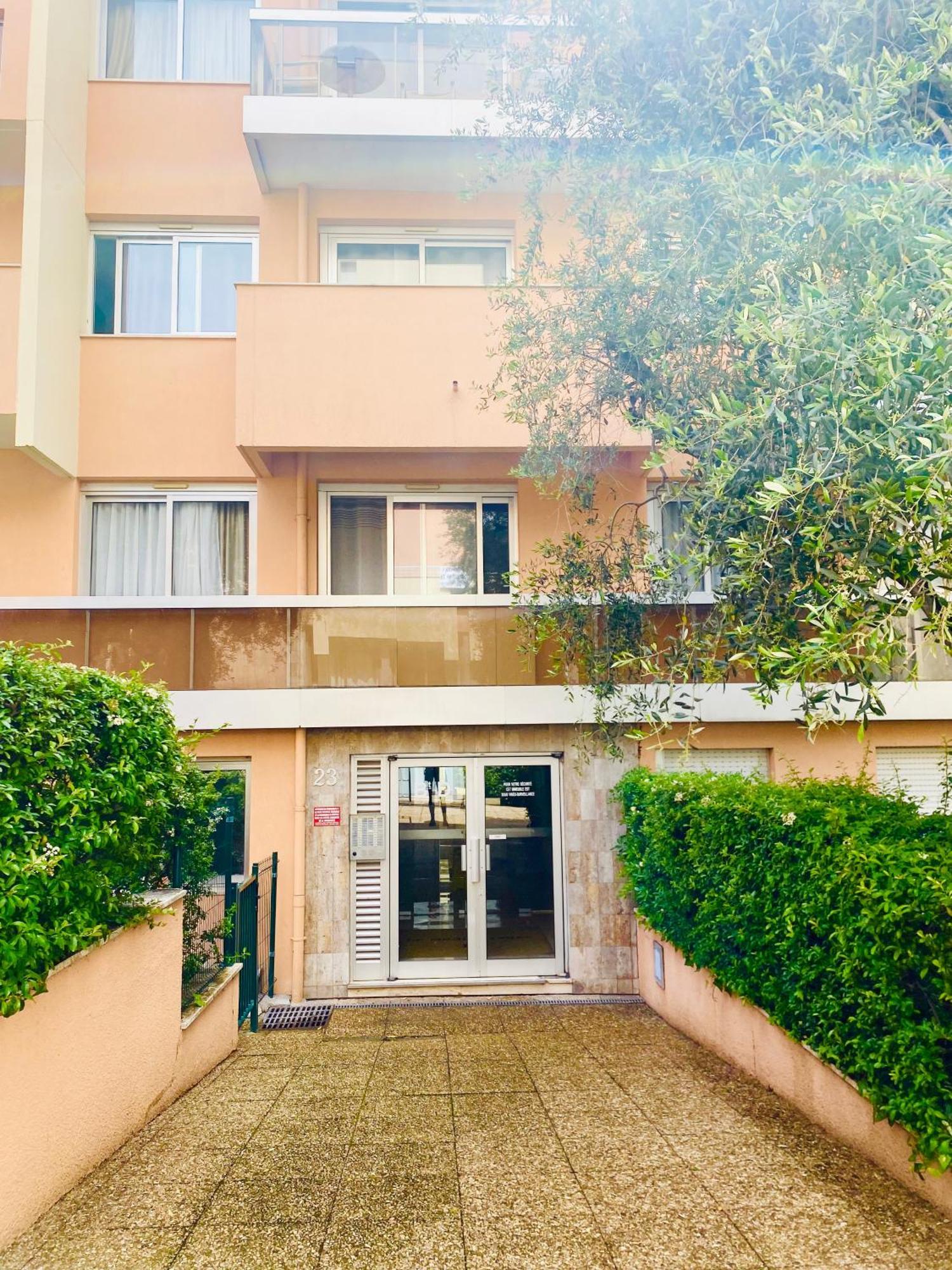 Apartment Mediterranee, 2 Pieces Tres Calme, Clime, Centre Menton